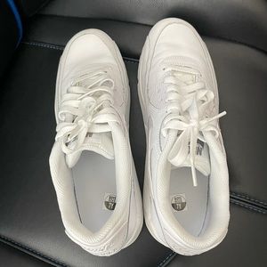 Nike White 7Y Men’s Air Max